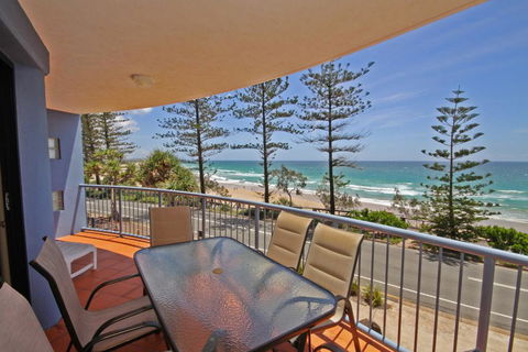 Unit 3, The Rocks, 1746 David Low Way Coolum Beach - 500 BOND - Accommodation Gladstone 0