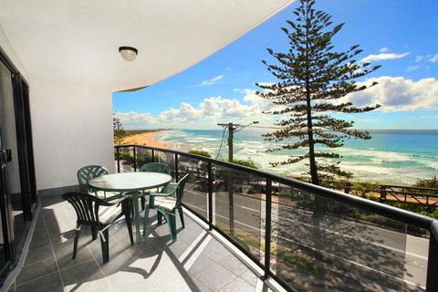 Unit 5, Phoenix Apartments, 1736 David Low Way Coolum Beach, LINEN INCLUDED, 500 Bond - Accommodation Gladstone 0