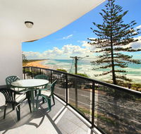 Unit 5 Phoenix Apartments 1736 David Low Way Coolum Beach LINEN INCLUDED 500 Bond - Accommodation Gladstone