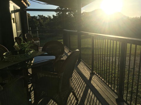 Valley Views Lodge Port Douglas - Accommodation Gladstone 3