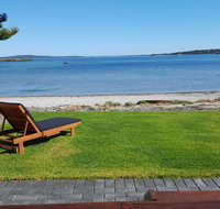 Vandy's shack at Mount Dutton Bay - ideal for couples and small families - Accommodation Gladstone