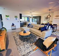 Valle Vista Luxury Apartments - Accommodation Gladstone