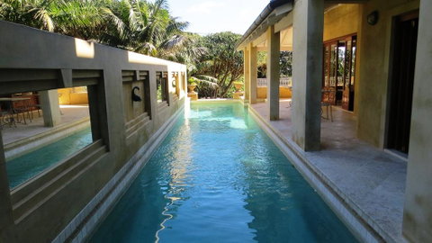 Victoria's At Wategos - Accommodation Gladstone 3