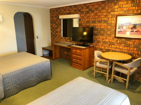 Victoriana Motor Inn - Accommodation Gladstone 2