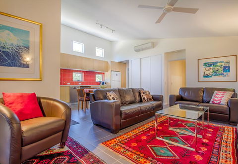 Villa 28 Cape Villas - Accommodation Gladstone 0