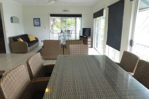 Villa 31 At Tangalooma Resort - Accommodation Gladstone 3