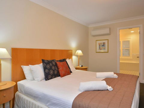 Villa 3br Chambourcin Resort Condo Located Within Cypress Lakes Resort (nothing Is More Central) - Accommodation Gladstone 2