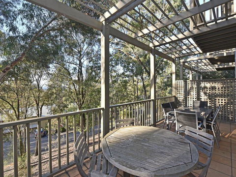 Villa 3br Chambourcin Resort Condo Located Within Cypress Lakes Resort (nothing Is More Central) - Accommodation Gladstone 0