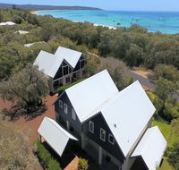 Villa 5 Whitesands - Accommodation Gladstone