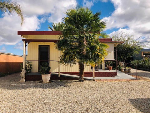 Villa Asolana - Accommodation Gladstone 2