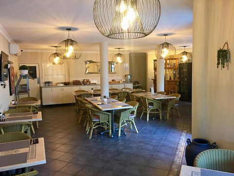 Villa Capri Motel - Accommodation Gladstone 2