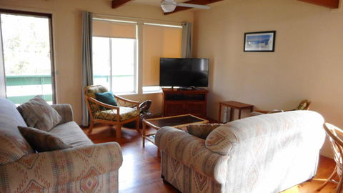 Villa Davoll At Hat Head (Pet Friendly) - Accommodation Gladstone 0