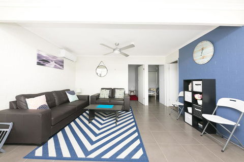 Villa Forster - 1/14-16 Robert Street, Forster - Accommodation Gladstone 2