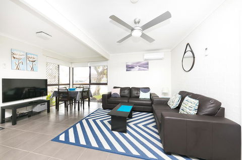 Villa Forster - 1/14-16 Robert Street, Forster - Accommodation Gladstone 1