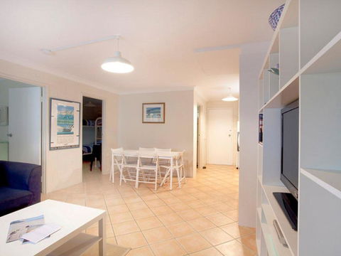 Villa Manyana Unit 24 - Accommodation Gladstone 1