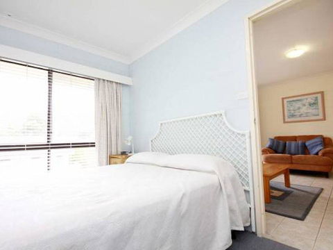 Villa Manyana Unit 25 - Accommodation Gladstone 2