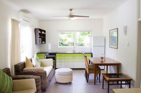 Villa Marine Holiday Apartments Cairns - Accommodation Gladstone 2