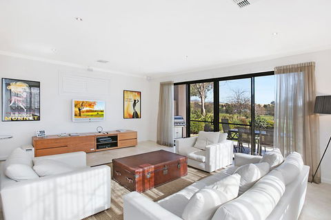 Villa Saachi - Accommodation Gladstone 3