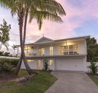 Villa Sorrento - Luxury Holiday Home - Accommodation Gladstone