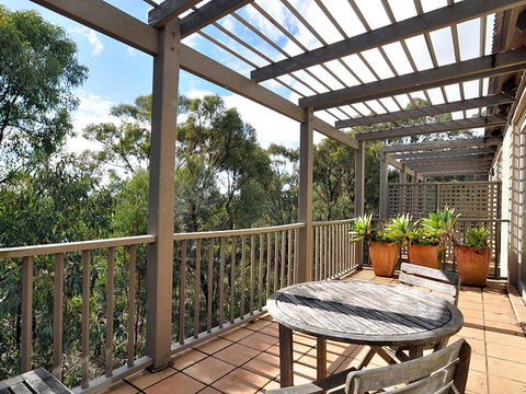 Villa Spa Executive 1br Champagne Resort Condo Located Within Cypress Lakes Resort (nothing Is More Central) - Accommodation Gladstone 0