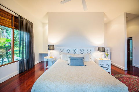 Villa Vivante - Accommodation Gladstone 3