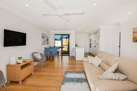 VIlla Zelma, Culburra Beach - Accommodation Gladstone 0