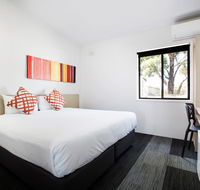 Villawood Hotel - Accommodation Gladstone