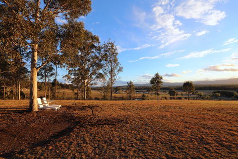 Vineyard Hill Resort - Accommodation Gladstone 1