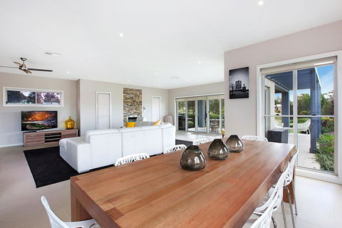 Vista One - Accommodation Gladstone 3
