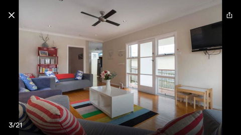 Vitamin Sea - Accommodation Gladstone 2