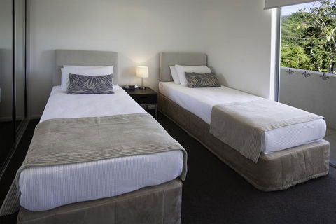 Vue Apartments Trinity Beach - Accommodation Gladstone 1