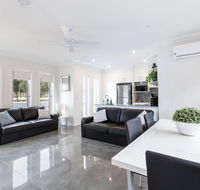 Wagga Apartments 1 - Accommodation Gladstone