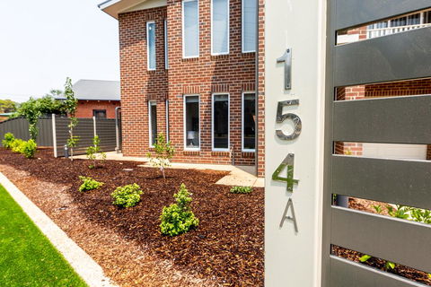 Wagga Apartments #1 - Accommodation Gladstone 1