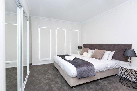 Wagga Apartments #3 - Accommodation Gladstone 0