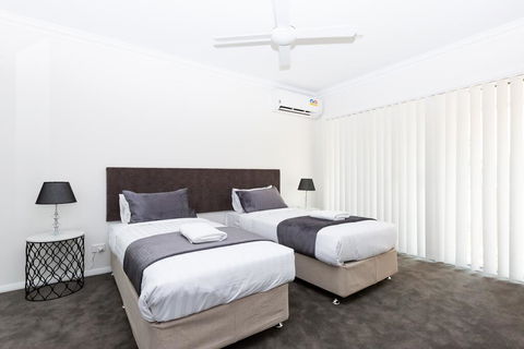 Wagga Apartments #4 - Accommodation Gladstone 2