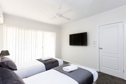 Wagga Apartments #4 - Accommodation Gladstone 3