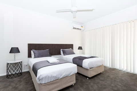 Wagga Apartments #4 - Accommodation Gladstone 2