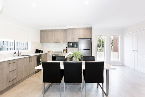 Wagga Apartments #5 - Accommodation Gladstone 2