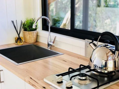 Walden Tiny House - Accommodation Gladstone 1