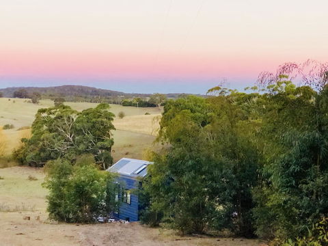 Walden Tiny House - Accommodation Gladstone 0