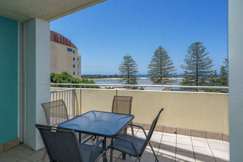 Waldorf, Unit 409 - The Entrance, NSW - Accommodation Gladstone 0