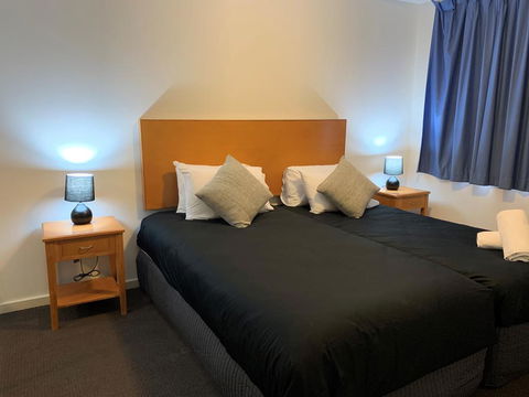 Waldorf, Unit 409 - The Entrance, NSW - Accommodation Gladstone 3