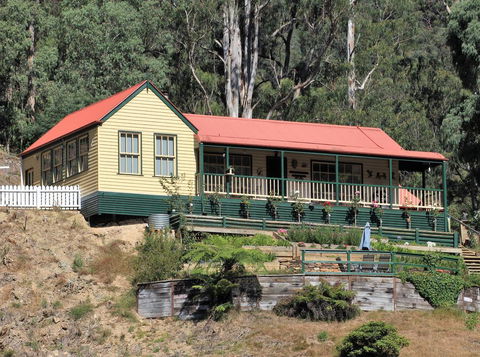 Walhalla Wild Cherry - Accommodation Gladstone 0