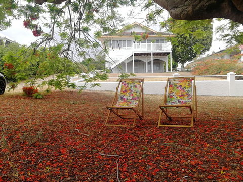 Walk To Beach Queenslander HOME In CBD Hervey Bay - Accommodation Gladstone 1