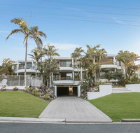 Walk to the beach Sunshine Beach - Accommodation Gladstone
