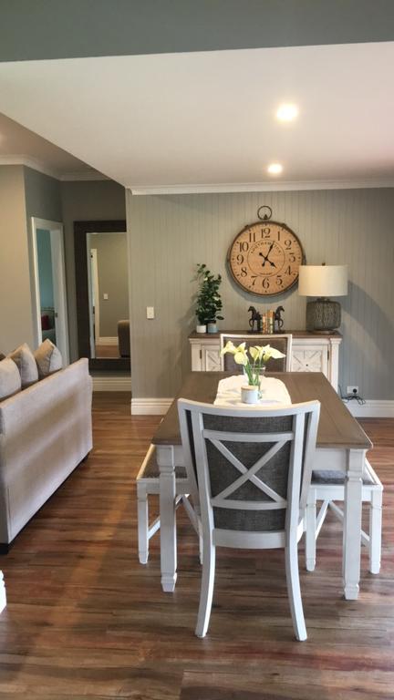 Walnut Tree Cottages - Accommodation Gladstone 0