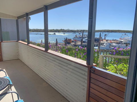 Walshys Shack - Accommodation Gladstone 0