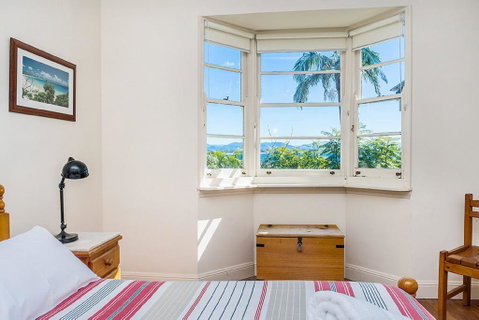 Wambiri On Lighthouse Road - Accommodation Gladstone 1