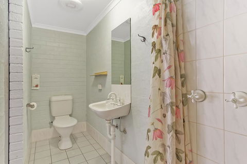 Wandarrah Lodge Hostel - Accommodation Gladstone 1