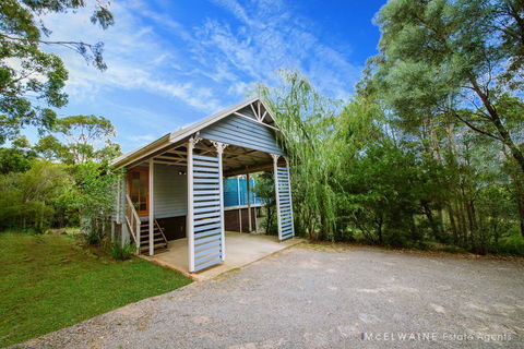 Wanjii II Pool & Spa Getaway - Accommodation Gladstone 3